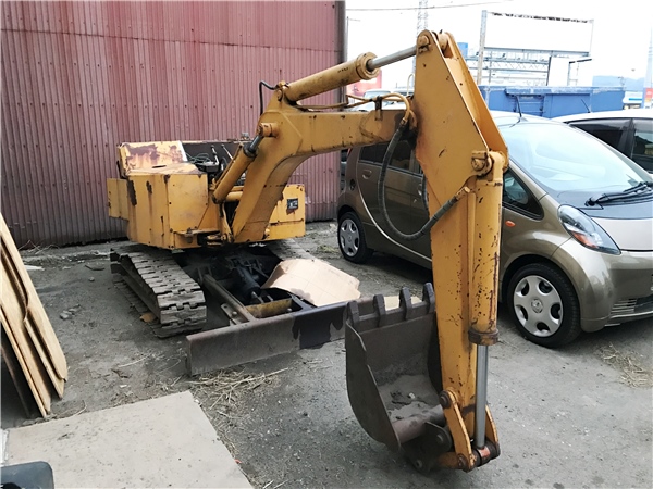 岩手県発 イワフジ工業 ユンボ CT-350 E/g始動確認済 難有り(建設機械 
