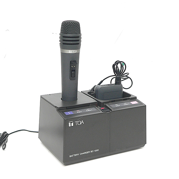 ＃TOA ワイヤレスマイクロホン WM-1210 ワイヤレスタイピン型マイク WM-1310 充電器セット①