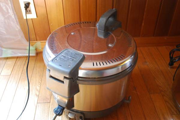 >ご覧頂有難う御座います。450クラス処分の為出品します。<BR><BR>・T-REX450Sport V2Super ComboＫＩＴ正規輸入品（ヒロテック）<BR>・ユーザ－登録書<BR><BR>予備で購入してましたが、組立て、調整をして貰ってたショップと連絡が取れなくなり諦めて出品します。<BR>購入して1年程です。<BR><BR>未開封です。<BR>落札後のクレ－ムはお断りします。<BR><BR>発送は、はこＢＯＯＮ。クロネコ送料着払い<BR><BR>決済は、簡単決済。ゆうちょ<br><br><span class=