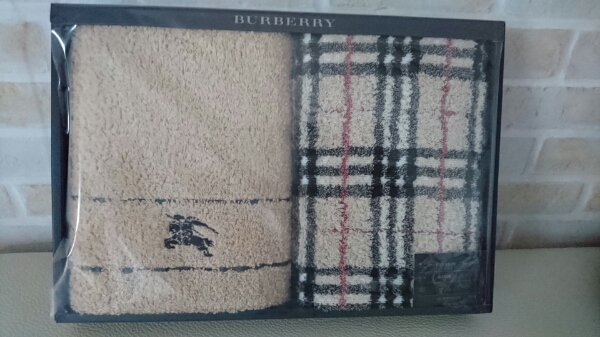 BURBERRY バーバリーフェイスタオル ２枚 未使用_1