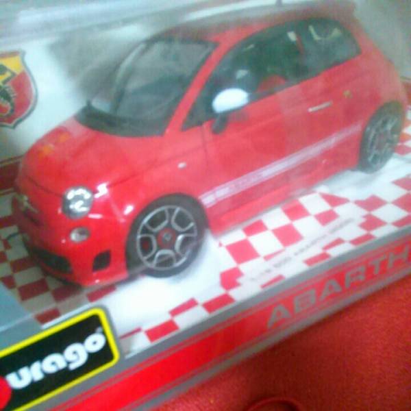 1/18 burago ABARTH ダイキャストメタル　アバルト　ブラーゴ