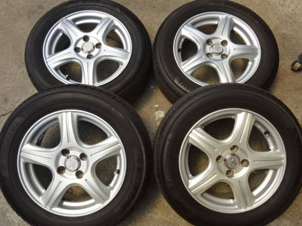 2015年製バリ溝 ヨコハマ ブルーアース 195/60R15 185/65R15流用 ティーダ Y12ウイングロード フリード *376