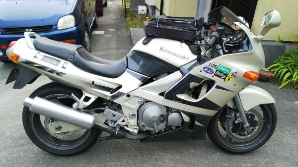 ZZ-R400 車検長め、来年8月まで。再出品 ZZ-R400という高汎用性万能車後編