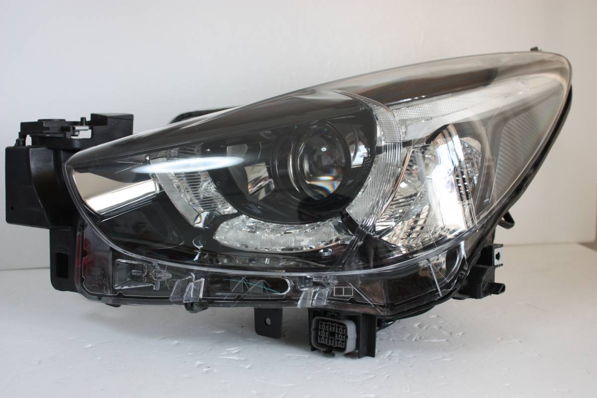 マツダ デミオ DJ3FS 左ヘッドライトユニット LEDバルブ付 ほぼ無傷 極上品