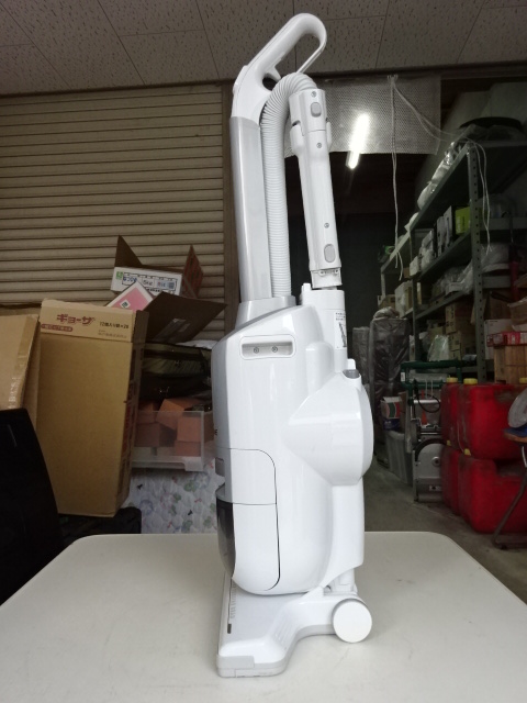 ★シャープ 掃除機 サイクロンクリーナー スティックタイプ ホワイト EC-ST20-W○ＵＳＥＤ◎完動品●美品