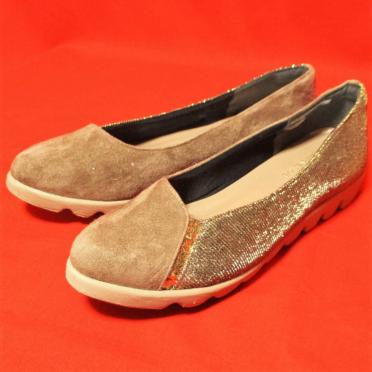 HILLS AVENUE★優雅★光沢ラメ切替 ウェーブソールシューズ パンプス グレーベージュ 表記23.5 約24~24.5cm ヒルズアベニュー 自由が丘