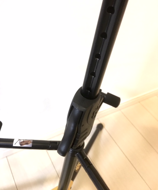 HERCULES ハーキュレス・ギタースタンド　３本用 （GS432B）中古良品