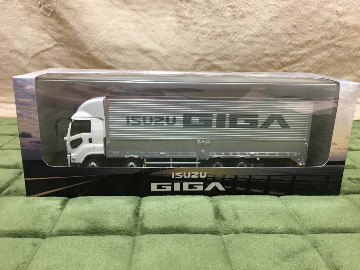 レア 1/43 いすゞ 特注 ファイブスター ギガ ミニカー 4軸低床 ISUZU