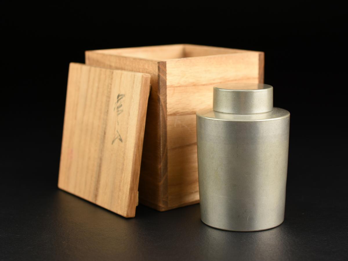 乾茂號造 松竹梅文 茶心壷 煎茶道具 錫製茶道具 乾茂號造 松竹梅文 茶心壷 煎茶道具 錫製茶道具 【公式通販】