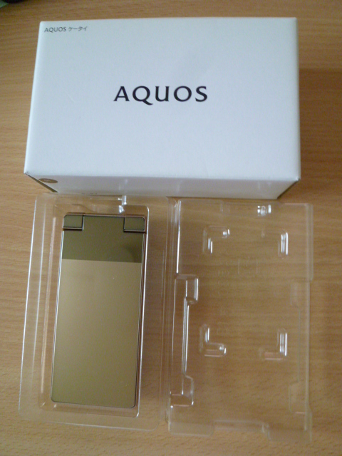 美品！ソフトバンクAQUOSケータイ 501SH