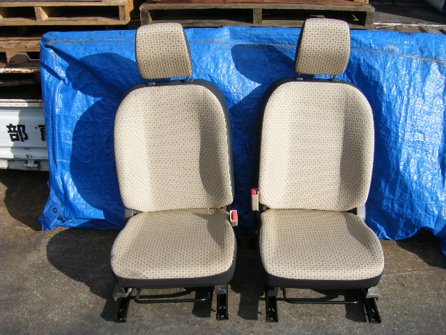 平成25年 アルト DBA-HA25S 純正 フロントシート左右