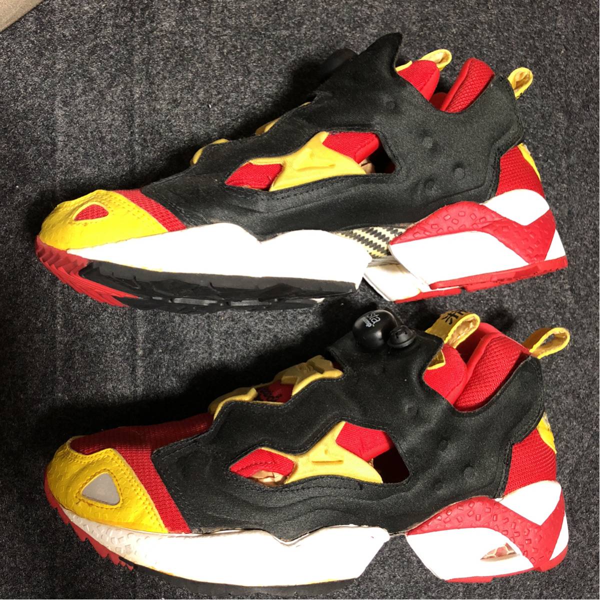 ポンプフューリー 香港返還カラー 26.5