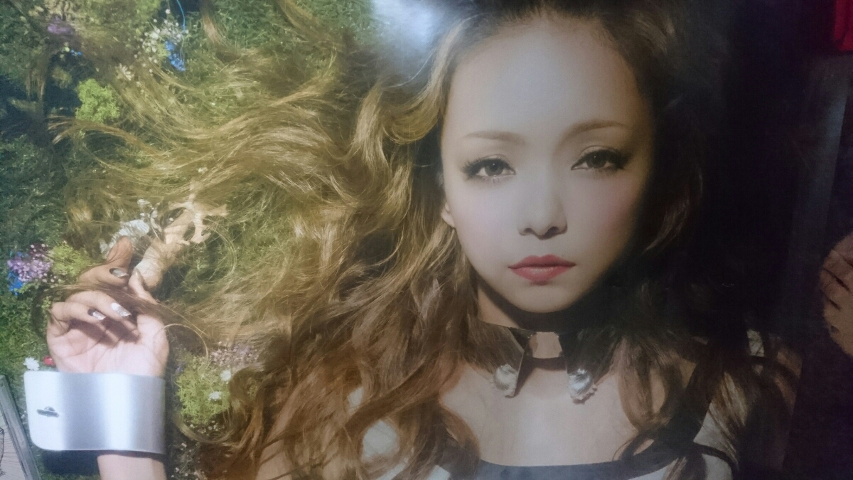 FEEL 安室奈美恵 0 tour - amuro FEELツアーのグッズが発売された