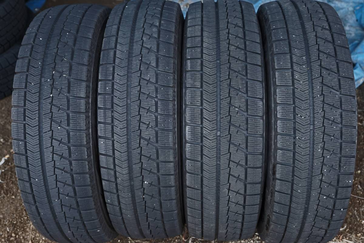 自動車 185/70R14 スタッドレス ブリヂストン REVO GZ 残り溝多め！