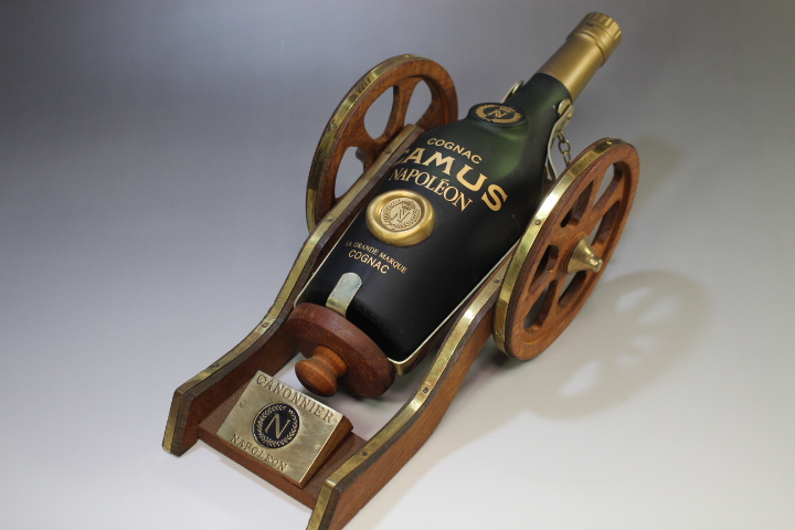 ナポレオン カミュ CAMUS 未開栓 ブランデー 700ml 古酒 古 陶器ボトル
