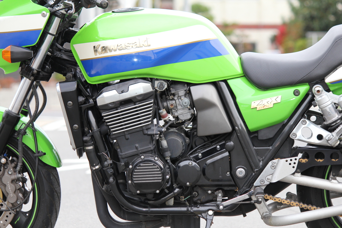 Iconic カワサキ ZRX1100 C2型 1998年 国内物100PSモデル 点検整備済み