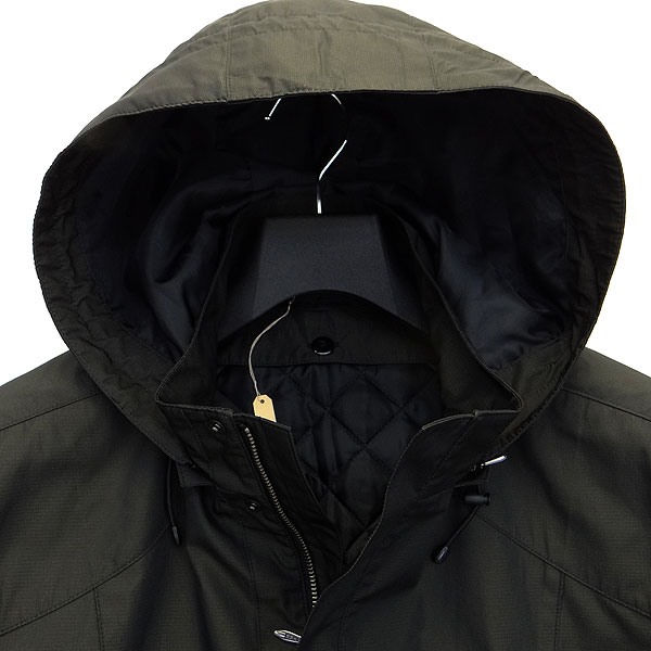 新品 インターメッツォ 中綿ライナーフード付き光沢マイクロジオメトリックコートM焦茶★J29029 INTERMEZZO