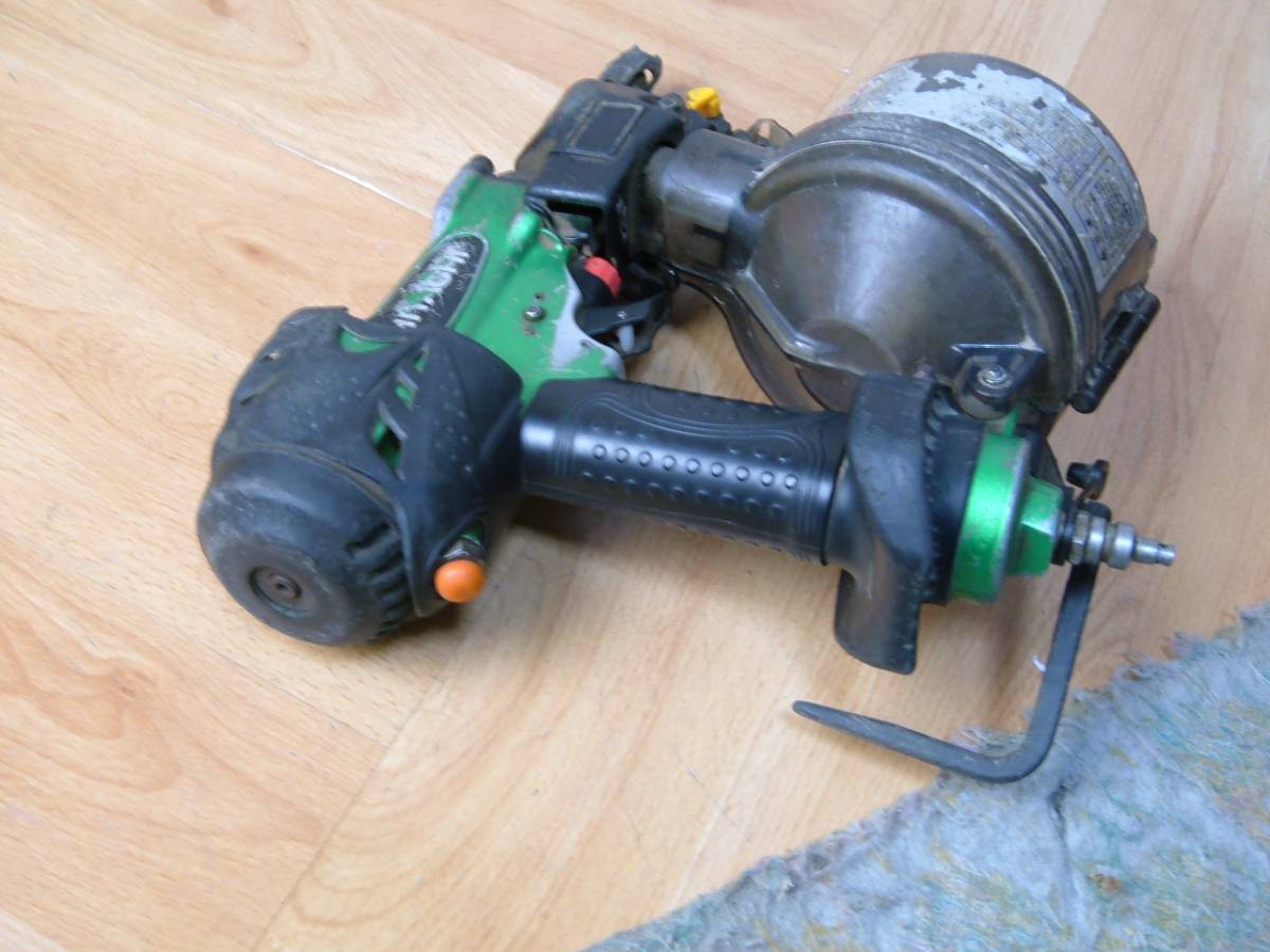 HiKOKI(日立工機) 48【動作良好】日立工機 65㎜ 高圧ロール 釘打 HiKOKI(日立工機) 48【動作良好】日立工機 65㎜ 高圧ロール 釘打