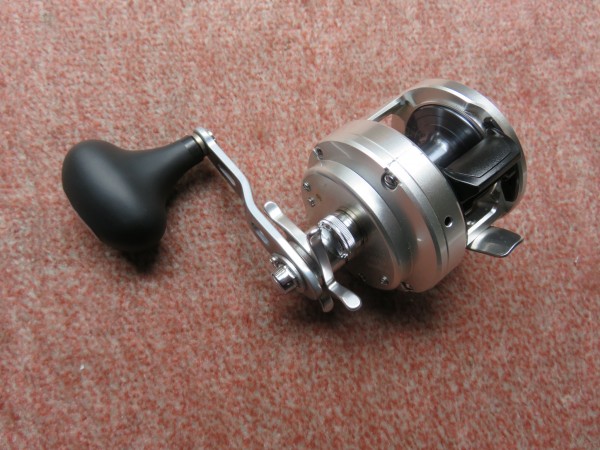 中古品 シマノ オシア カルカッタ 301HG(左) SHIMANO 【公式通販】