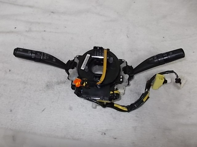 33 後期 BP5 レガシィ GT スパイラル付ライトスイッチ ウインカー ワイパー ☆