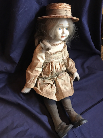 アンティークビスクドール　シンデレラ　刻印有り　詳細不明