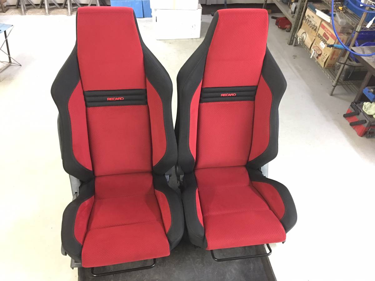 希少!! 純正レカロ!! 黒/赤 流用 ジムニー JB23Wの装着用加工シート