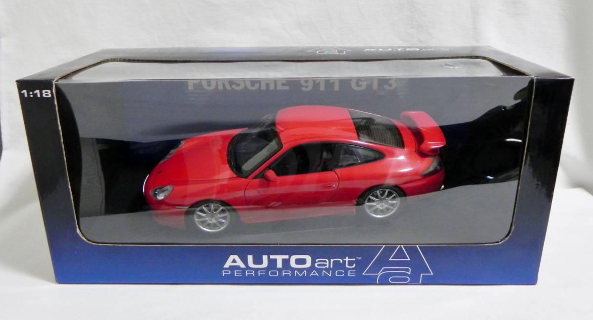 オートアート 1/18 ポルシェ 911 (996) GT3 クラブスポーツ レッド
