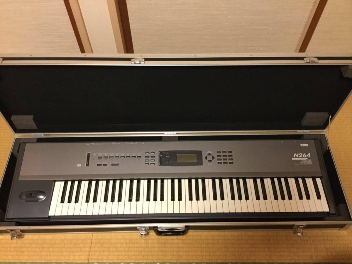コルグ KORG N264 76鍵 キーボード ハードケース付 中古