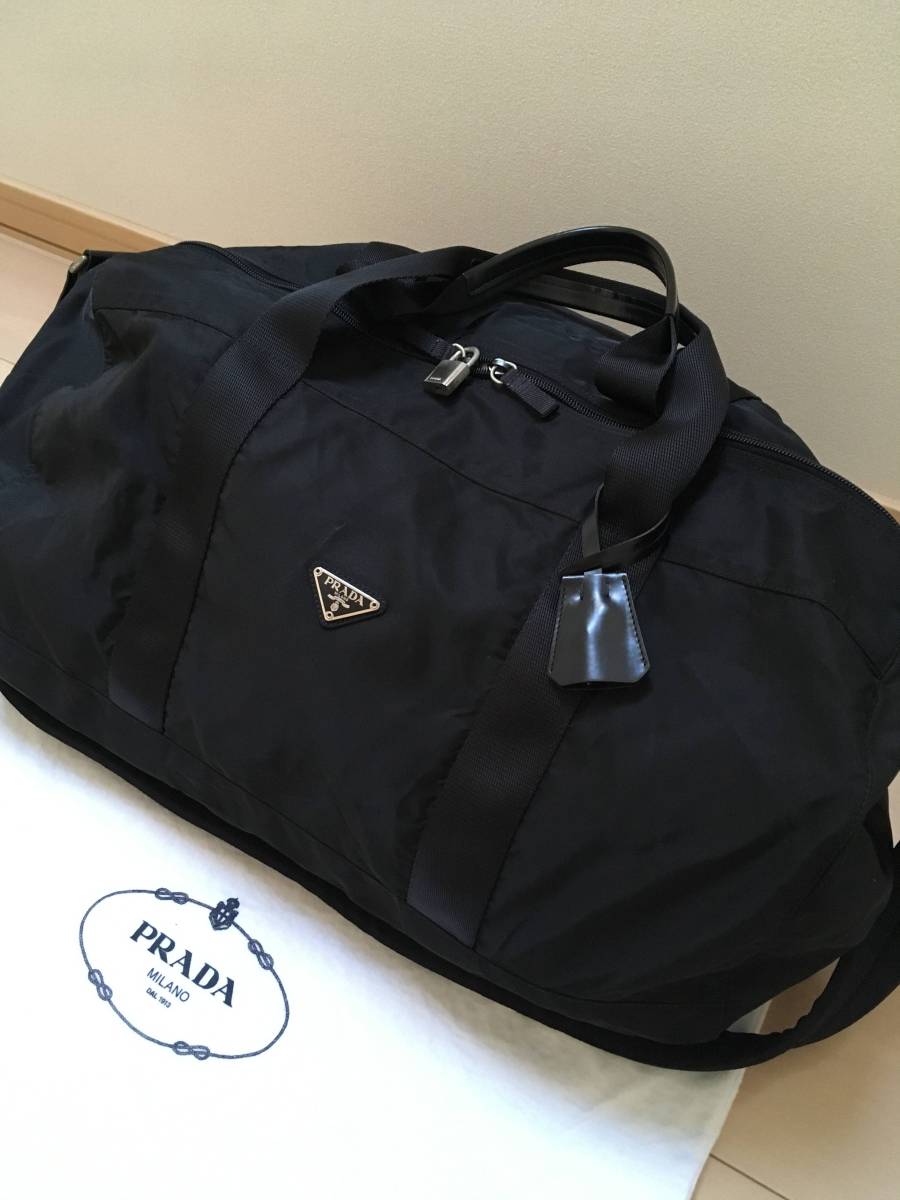 プラダ 旅行バック ナイロン