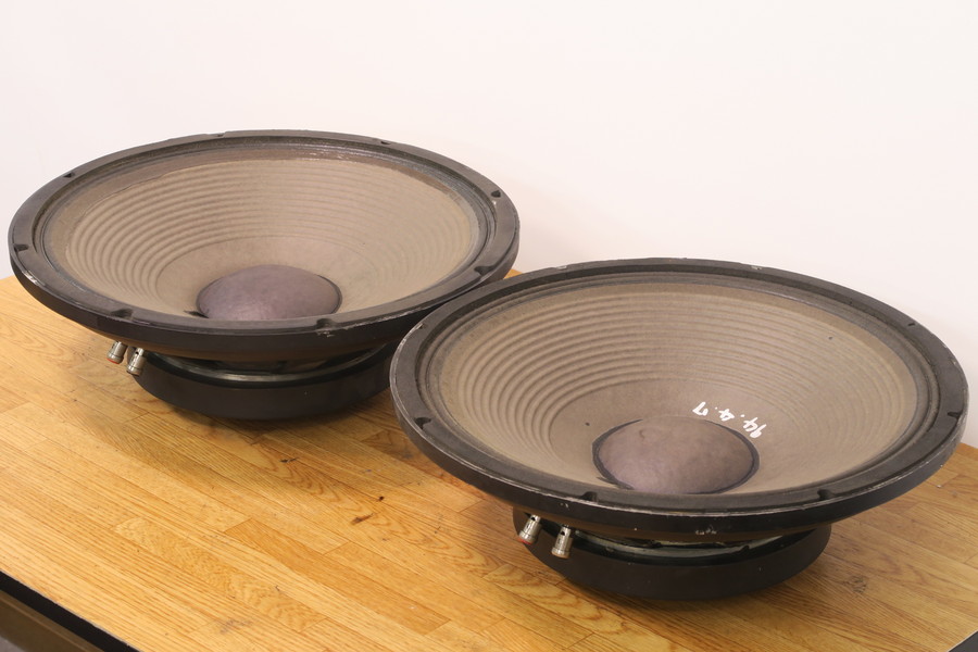 JUNK］JBL 2225H 38cm ウーファーユニット ペア REWIRE INC#R02010