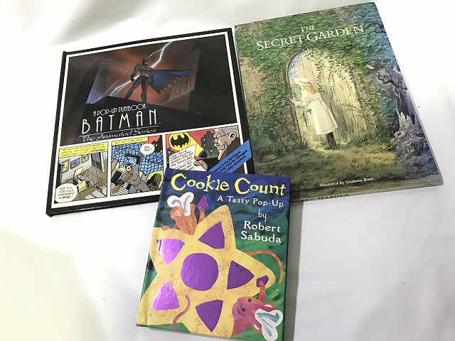 Pop-Up Book ポップアップ絵本 飛び出す絵本 仕掛け絵本 バットマン