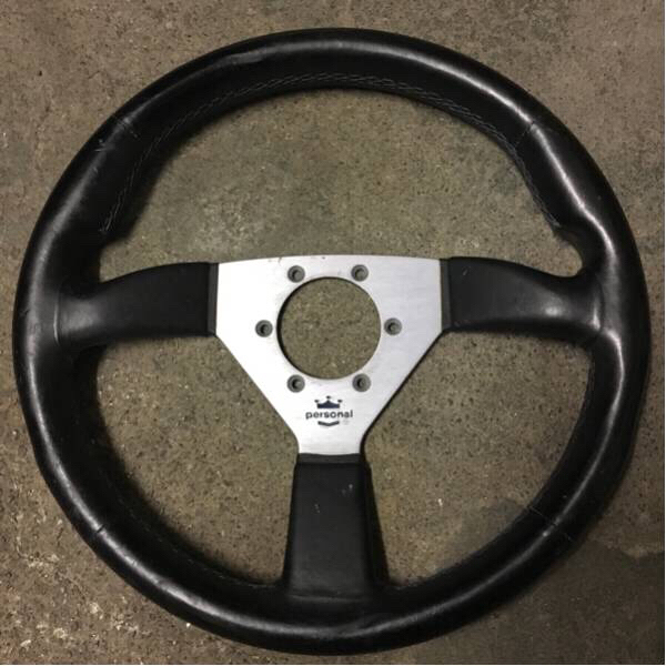 personalパーソナル ステアリング ハンドル