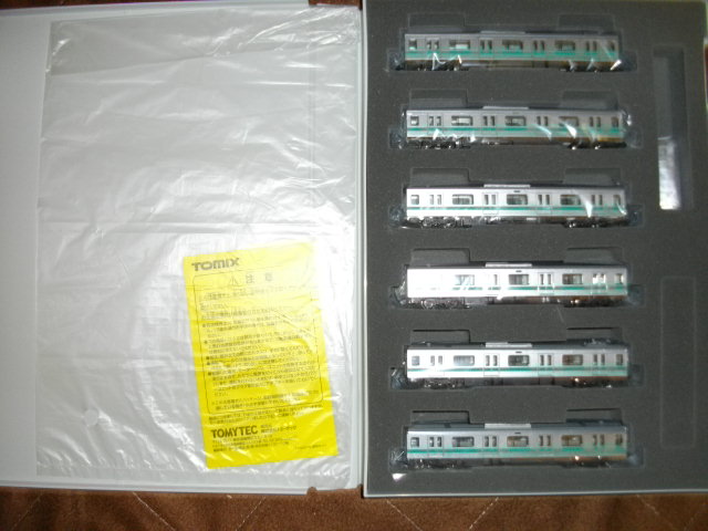 TOMIX TOMIX92571、72 E233系2000番台10両セット