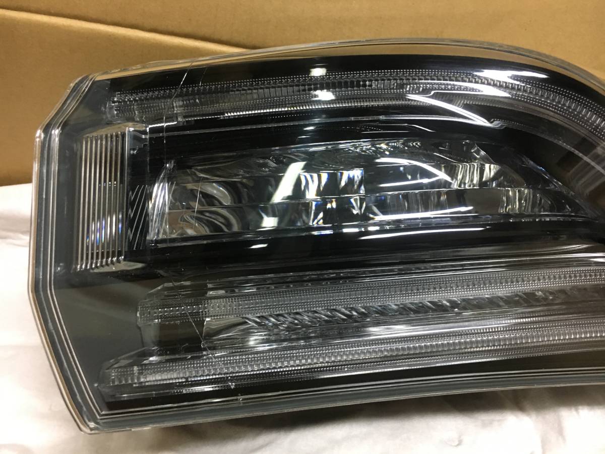 ハリアー 0 60系 右 トヨタ 後期 テールランプ 左 60系ハリアー用 