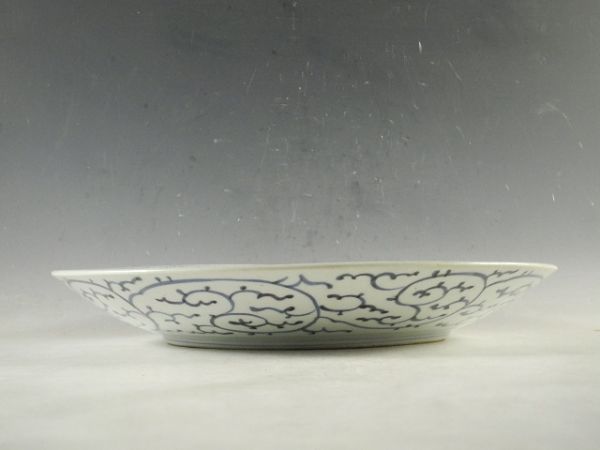 ◇栄◇古伊万里 染付 蛸唐草文 大飾皿 39.5cm 無傷完品 江戸期 8y65