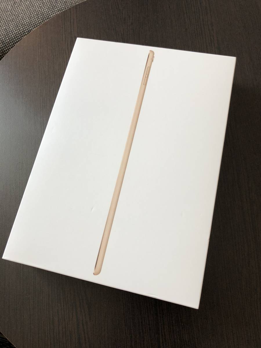 Apple iPad Pro 9.7インチ版（Wi-Fi）32G ゴールド 新品未使用　おまけ付き！