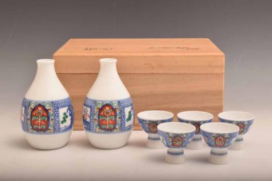 十三代 酒井田柿右衛門 共箱 ｜骨董品買取 錦菊鳥文花瓶 高さ21cm -十 
