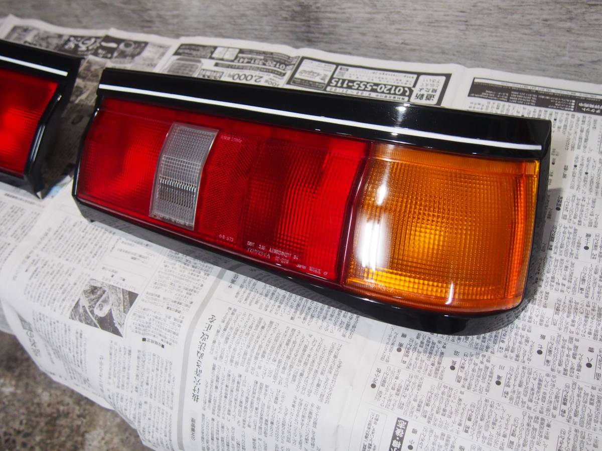AE86 後期 3ドア レビン テールランプ AE86 AE86レビン3ドア 後期 