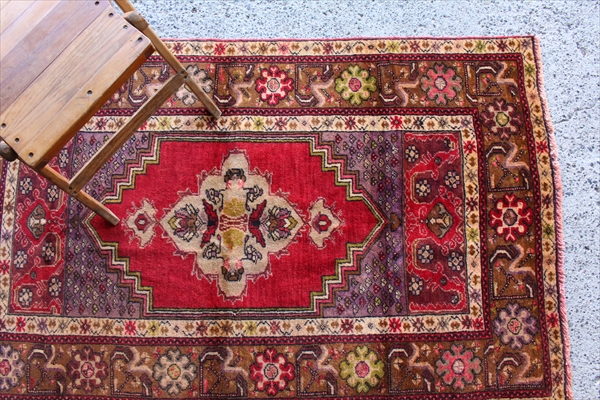 セミオールド 40年もの トルコ産 手織り絨毯 164×103cm ラグ 