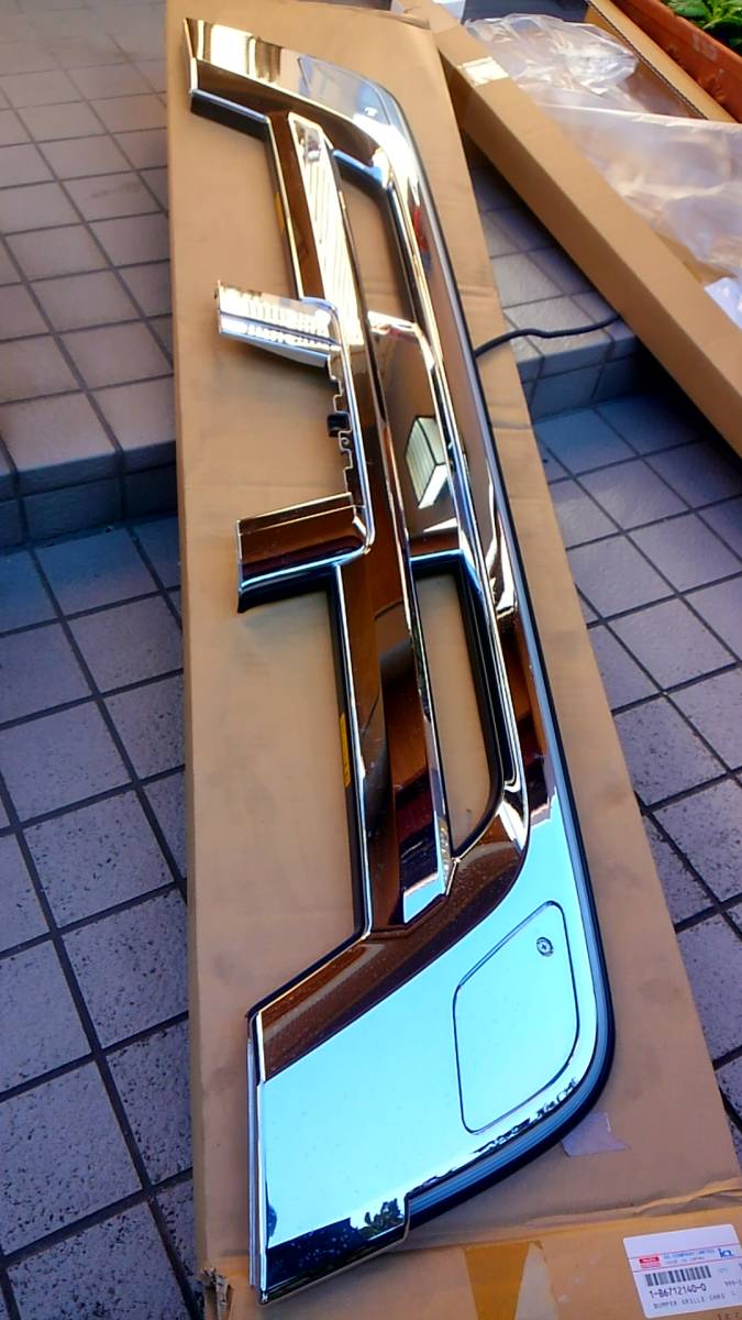 ISUZU ファイブスターギガ いすゞ ギガ イルミネーショングリル