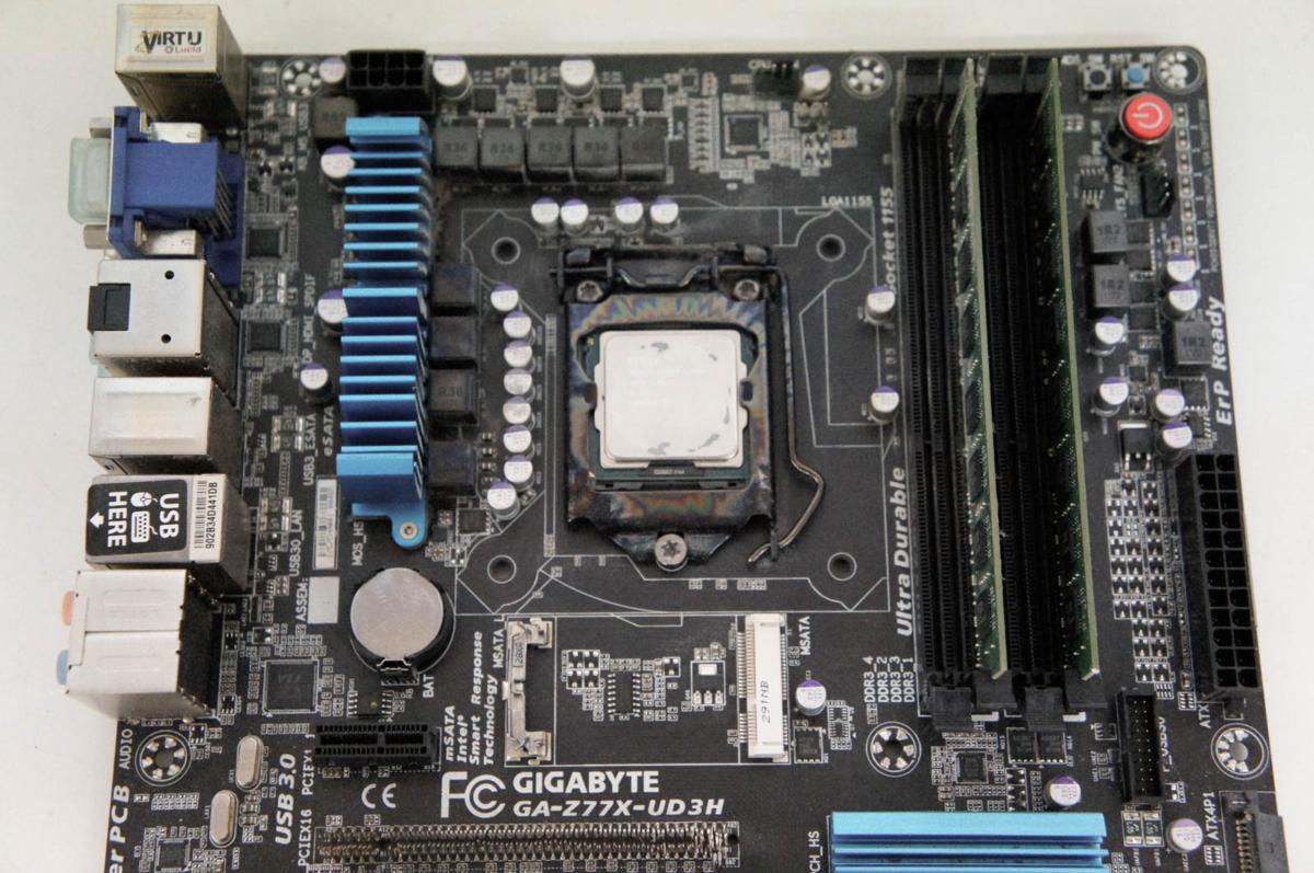 GA-Z77X-UD3H GIGABYTE - Gigabyte | マザーボード LGA Z77 Intel Z77X