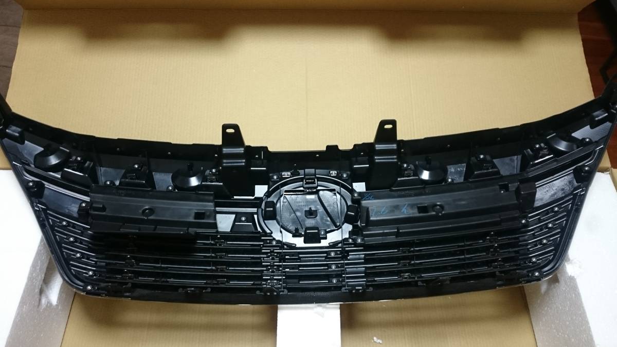 ヴェルファイア 後期 純正 20系 スモーク 即決！20系 グリル カメラ穴 