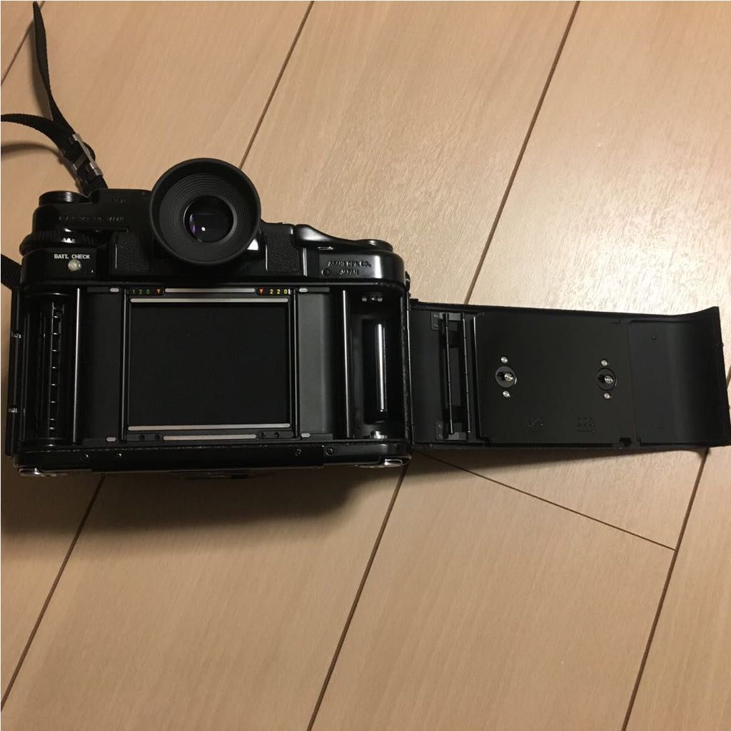 PENTAX 6×7 TTL ボディ 中古：B(並品)ペンタックス 【公式通販】