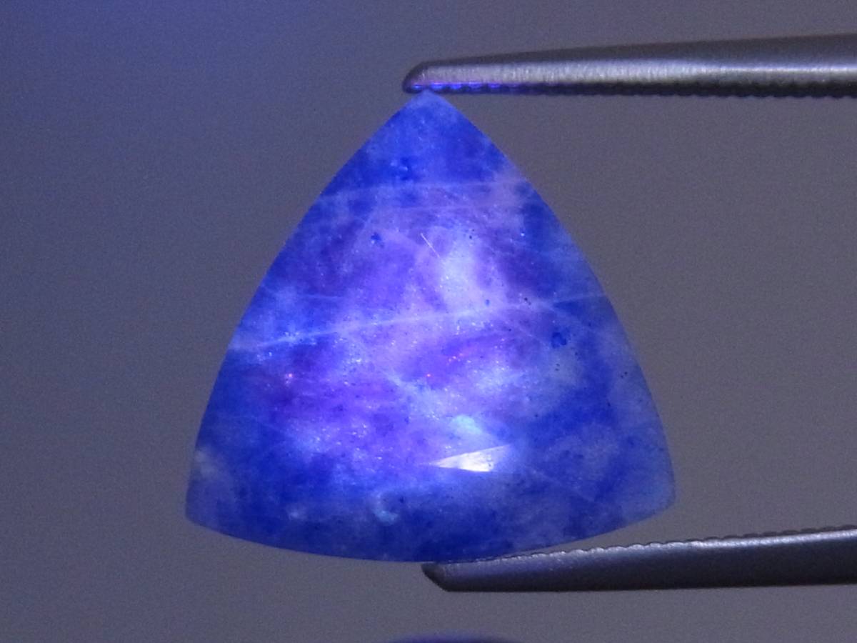 Gem Force》珍しい宝石質！アフガニスタン産・ソーダライト 3.80CT ルース