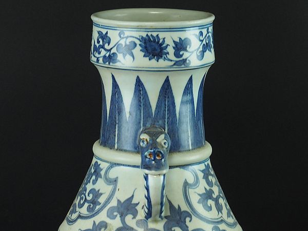 中国 明時代 青花纏枝花紋大花瓶 高さ約54.5cm 古美術