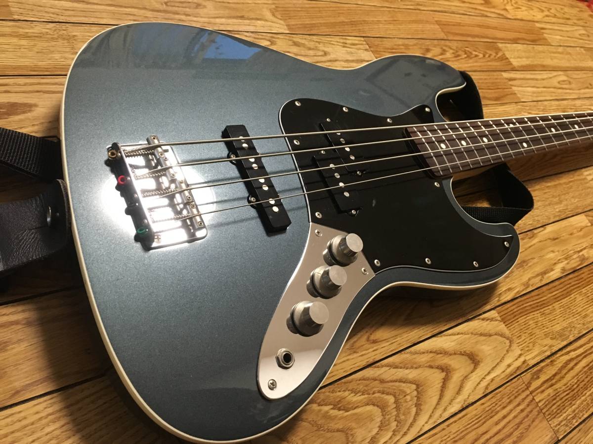 数量限定，得価 良品 Fender Jazz Bass フェンダー エレキベース Aerodyne エアロダイン Japan Exclusive Series ガンメタルブルー 札幌引取り歓迎(フェンダー)｜売買されたオークション情報、yahooの商品情報をアーカイブ フェンダー