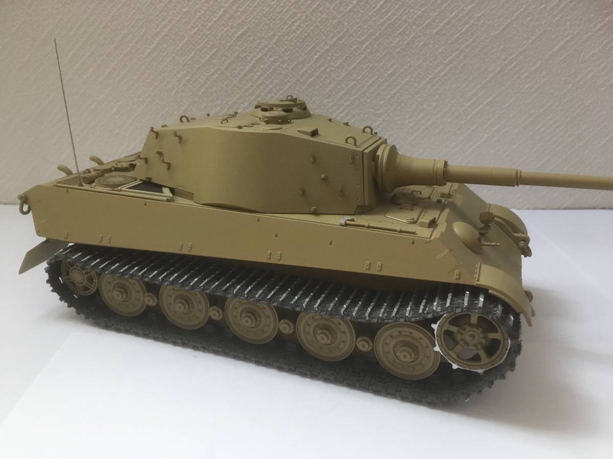 キングタイガー ヘンシェルン砲塔 1/35 完成品 フリウル履帯 金属製