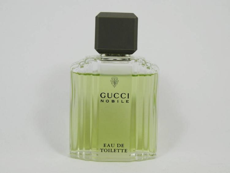 ◽︎ほぼ未使用　廃盤　グッチ　ノービレ　オードトワレ　60ml◾︎ GUCCIグッチ○ノービレNOBILEオードトワレ○60ml残量多! GUCCI NOBILE