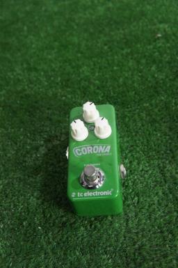 ｔｃ electronic・CORONA MINI CHORUS( DENMARK！）☆ノーチェックで格安！説明欄必読☆
