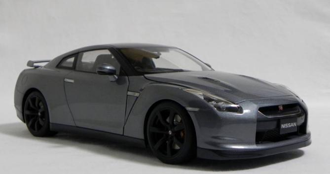 AUTO art 77505 オートアート 1/18 日産 GT-R R35 グレー マット